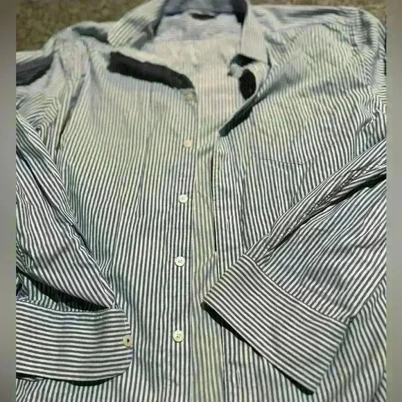 Untuck It‎ Button Up Long Sleeve Shirt Size large blue white stripe - Picture 1 of 3